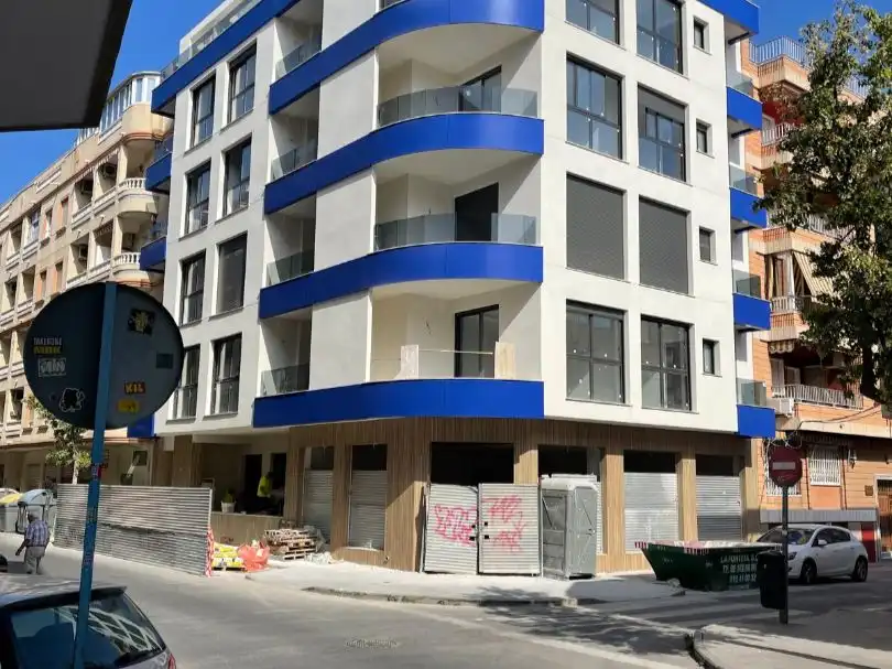Flat with pool for sale in Calle Ramón Gallud 164, imagen 9