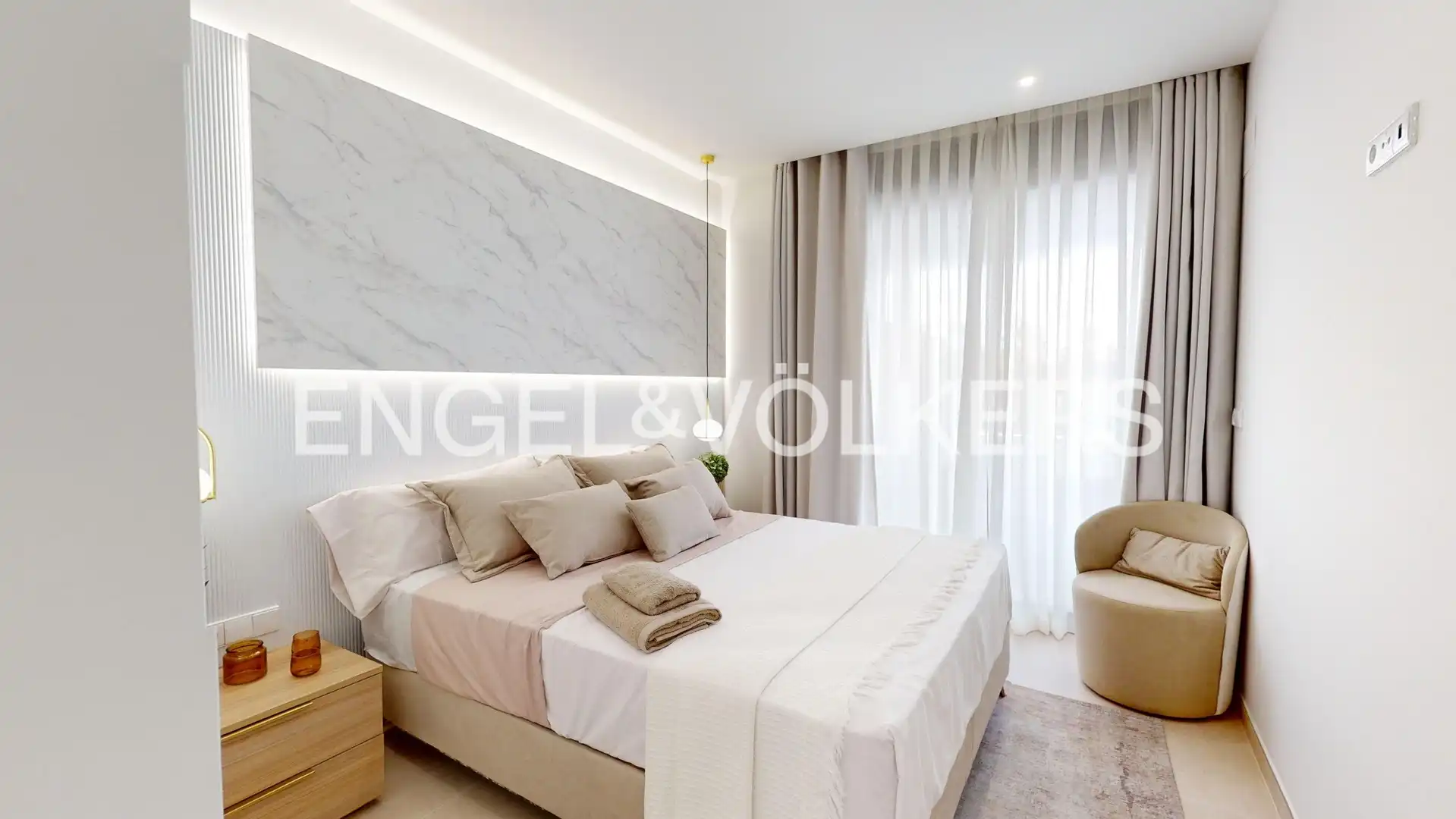 Habitación de Planta baja en venta en Orihuela con Aire acondicionado, Calefacción y Terraza