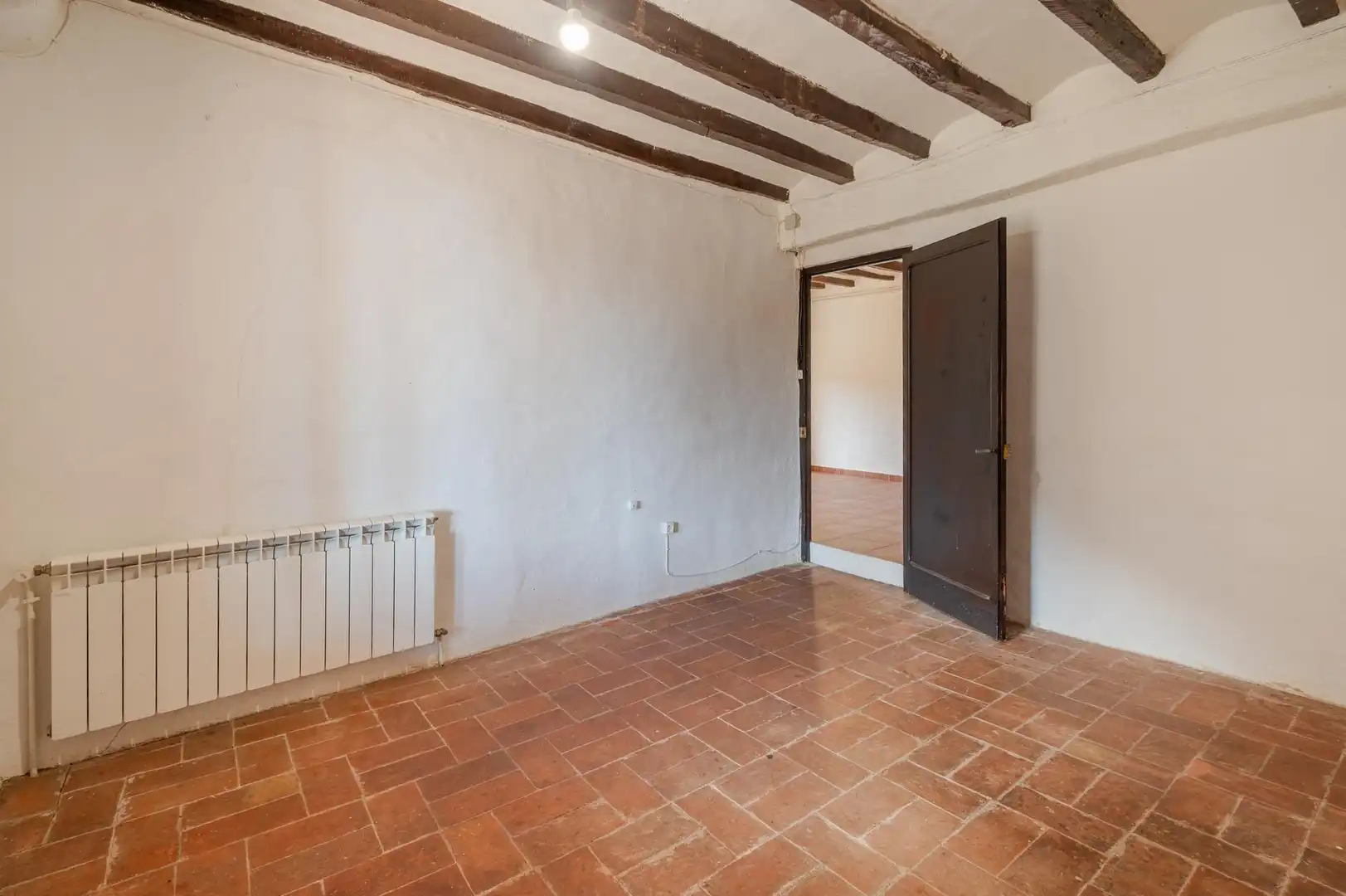 Piso de alquiler en La Vall de Bianya con Calefacción, Jardín privado y Terraza
