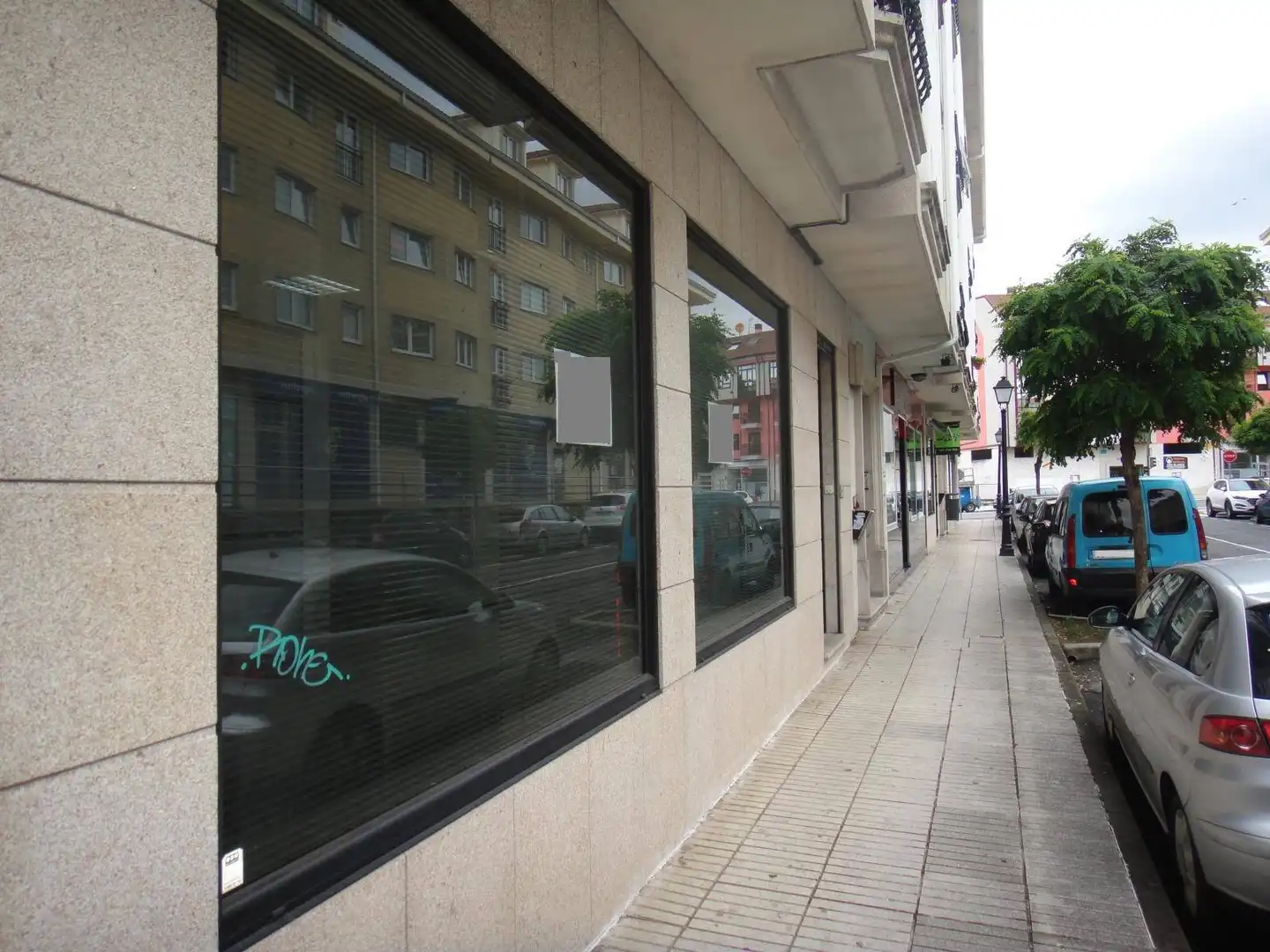 Locale commerciale in vendita a Bertamirans