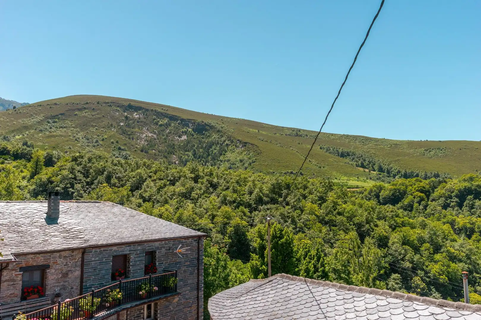 Vista exterior de Casa o xalet en venda en Ibias amb Calefacció, Terrassa i Moblat