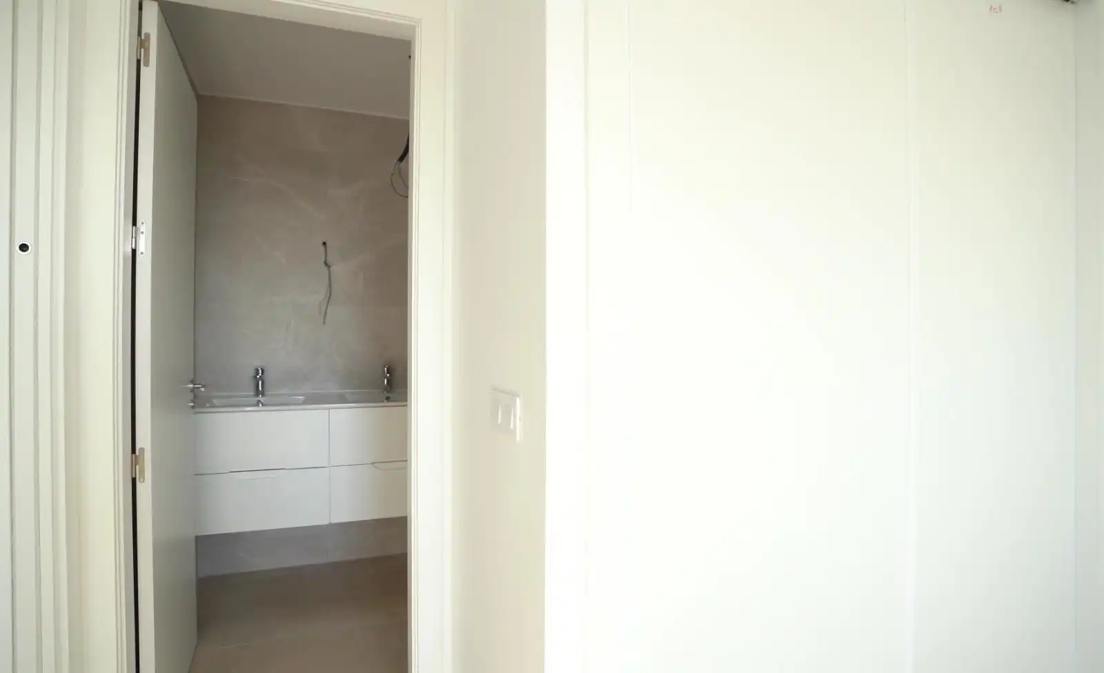 Bathroom of Houses for sale in Finestrat  with Air Conditioner, Terrace and Swimming Pool
