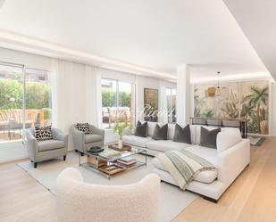 Sala d'estar de Àtic de lloguer en  Barcelona Capital amb Aire condicionat, Calefacció i Terrassa