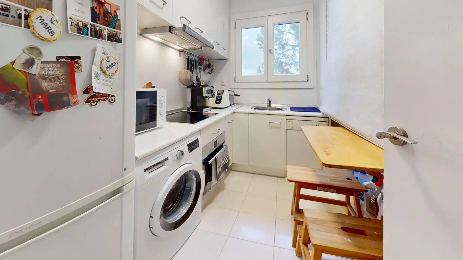 Kitchen of Flat for sale in Sevilla  with Air Conditioner, Heating and Terrace