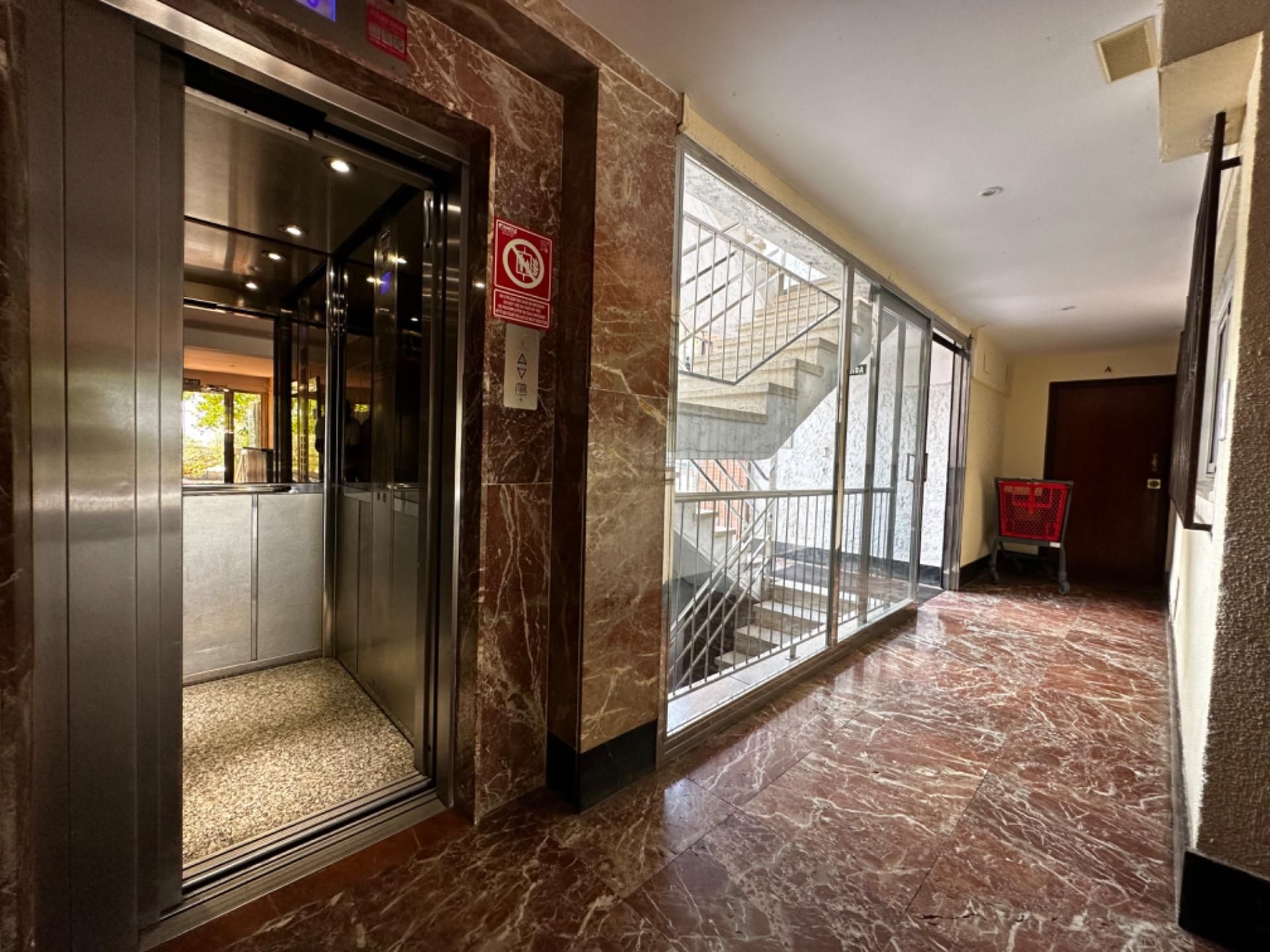 Apartment for sale in Benidorm  with Air Conditioner, Terrace and Balcony