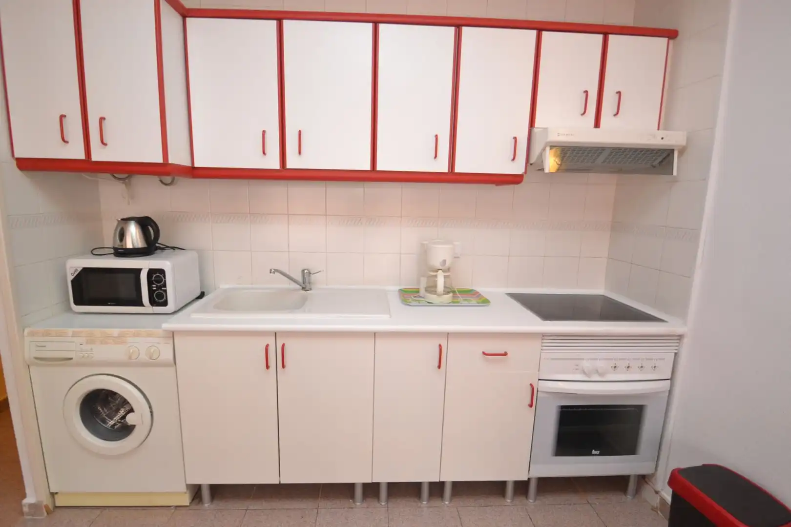 Apartamento con piscina en alquiler en CALLE VENDRELL 19, imagen 7
