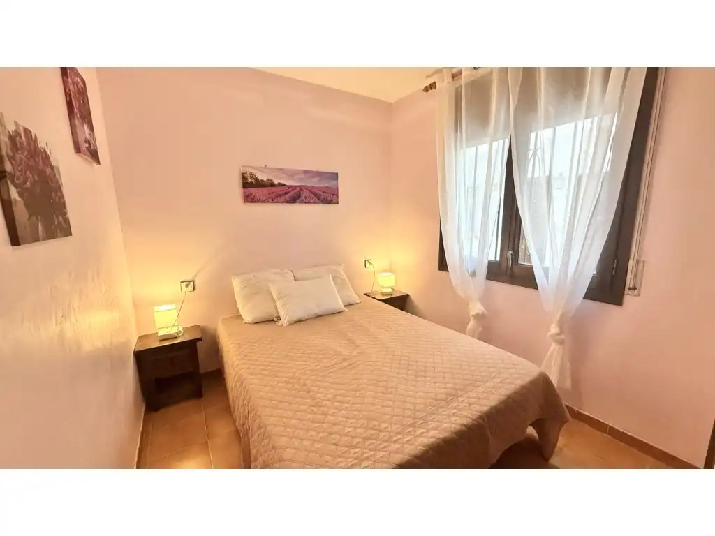 Habitación de Apartamento en venta en Roses