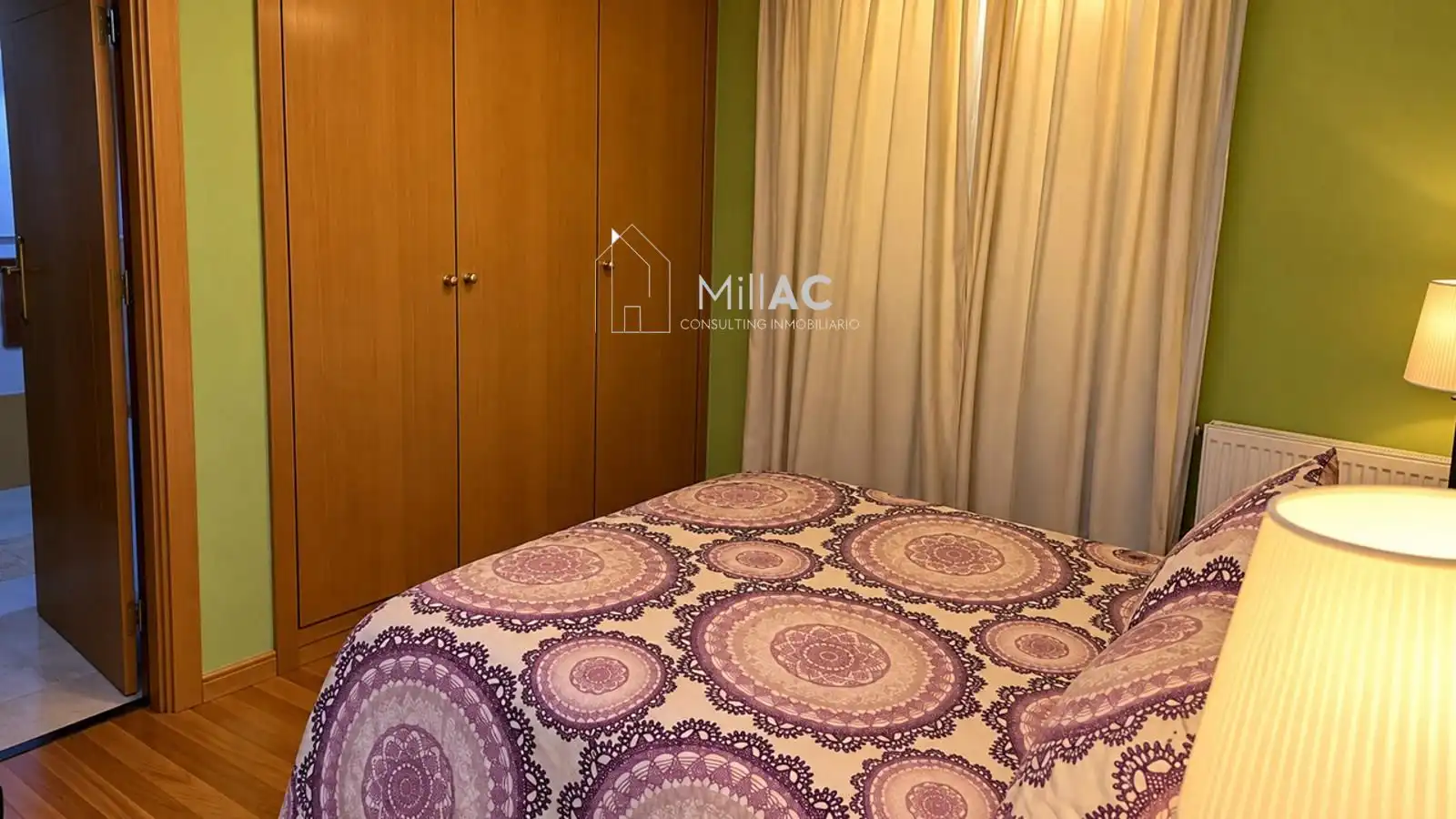 Bedroom of Attic for sale in Carabanchel