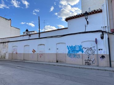 Casa rústica amb balcó en venda a Calle Campo