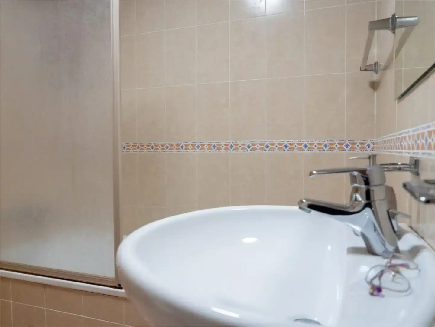 Bany de Apartament en venda en Fuengirola amb Aire condicionat, Piscina i Balcó