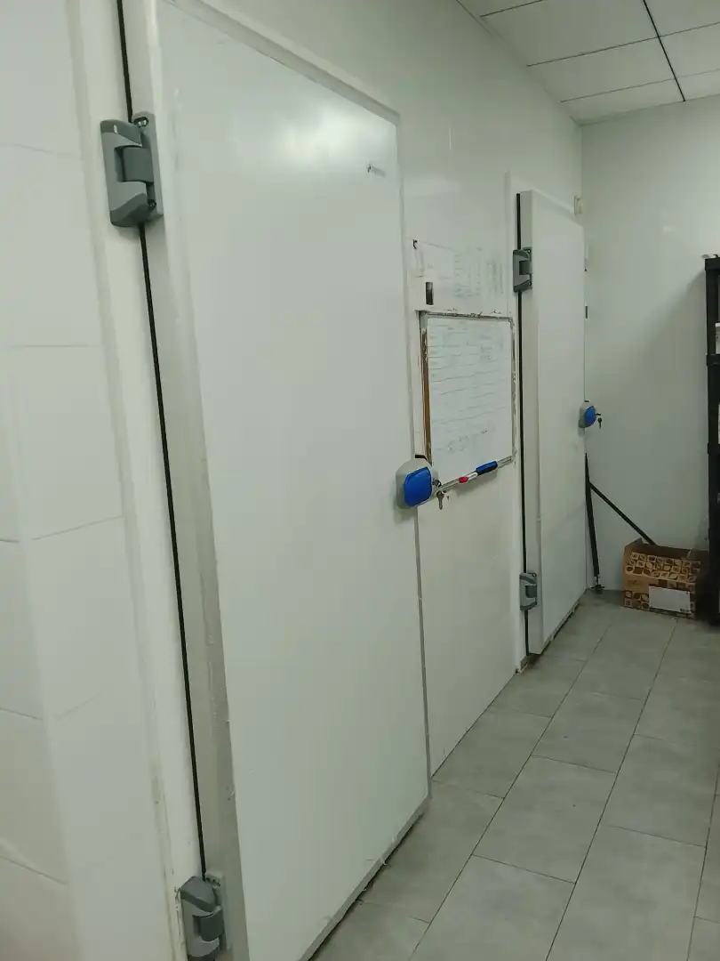 Local comercial en traspàs a Calle Pablo Iglesias