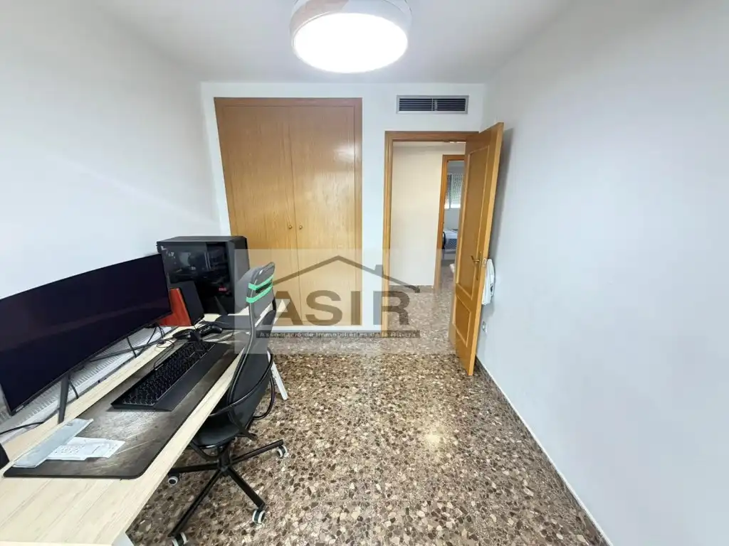 Flat with terrace for sale in Calle Clara Campoamor, imagen 33