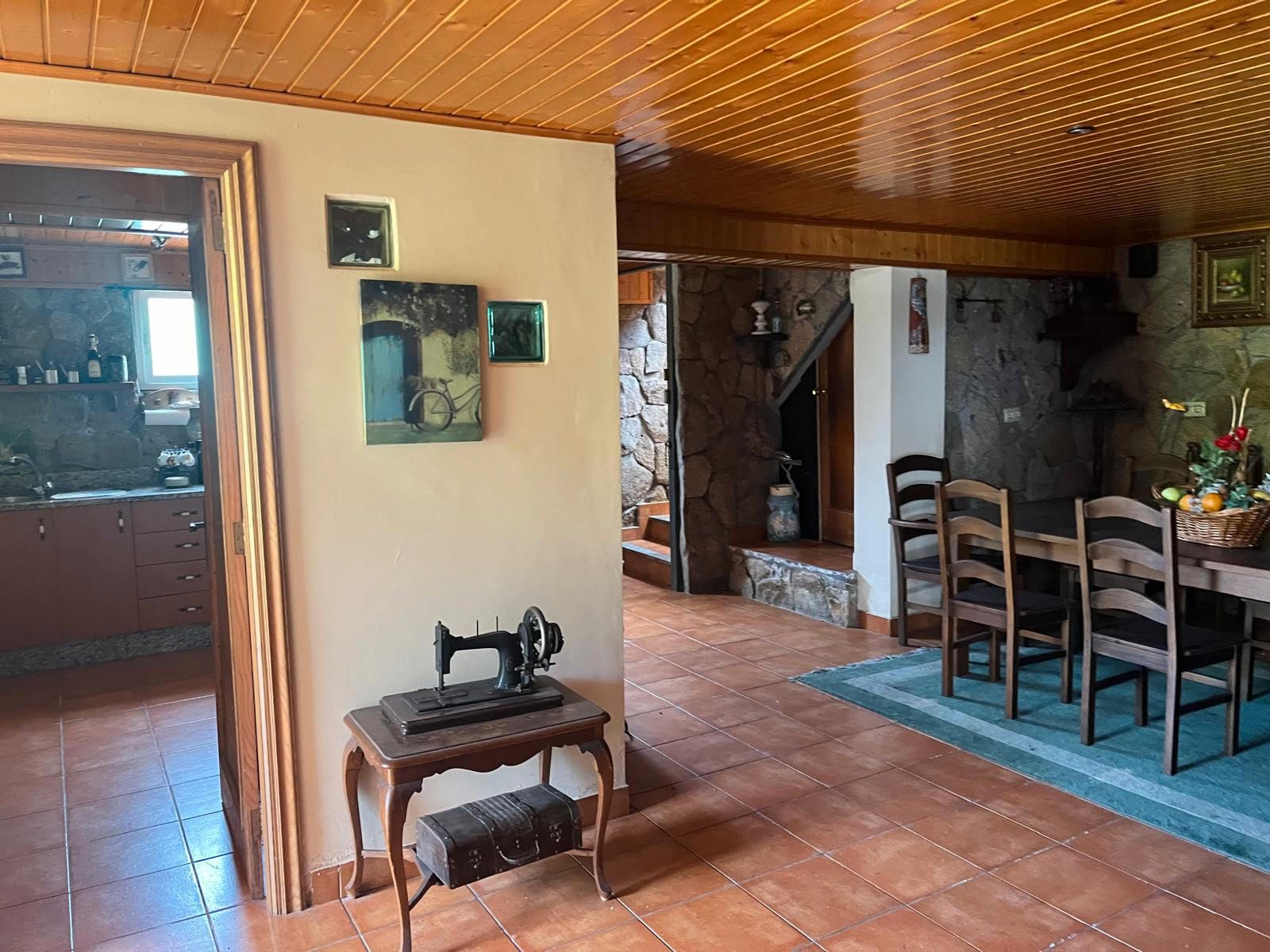 House or chalet for sale in Vigo   with Heating, Parquet flooring and Storage room