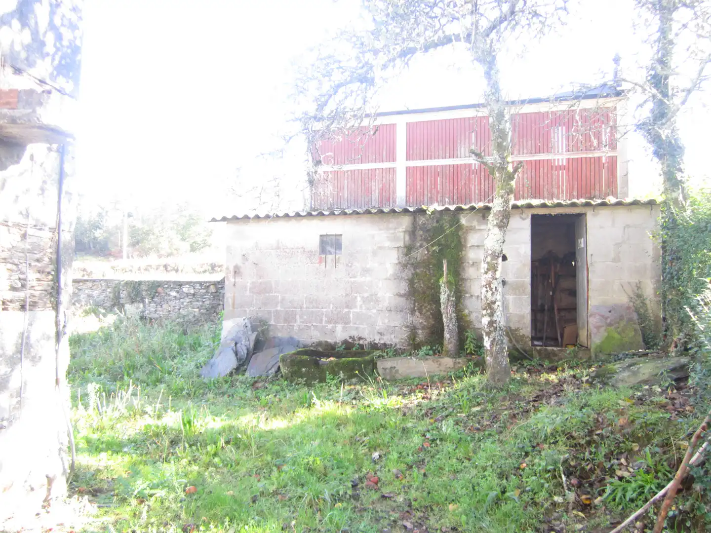 Vista exterior de Casa o xalet en venda en Monfero amb Jardí privat, Terrassa i Traster