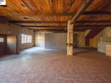 Casa con balcone in vendita a Alcaraz