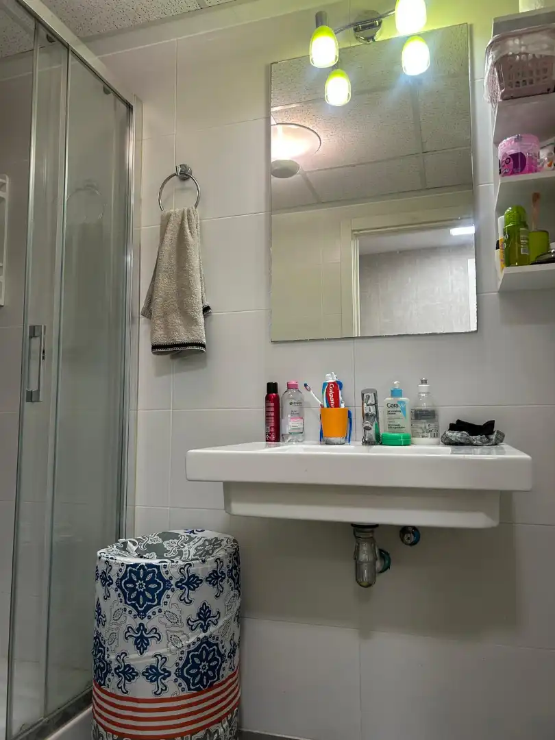Baño de Piso de alquiler en Valencia con Aire acondicionado, Amueblado y Horno