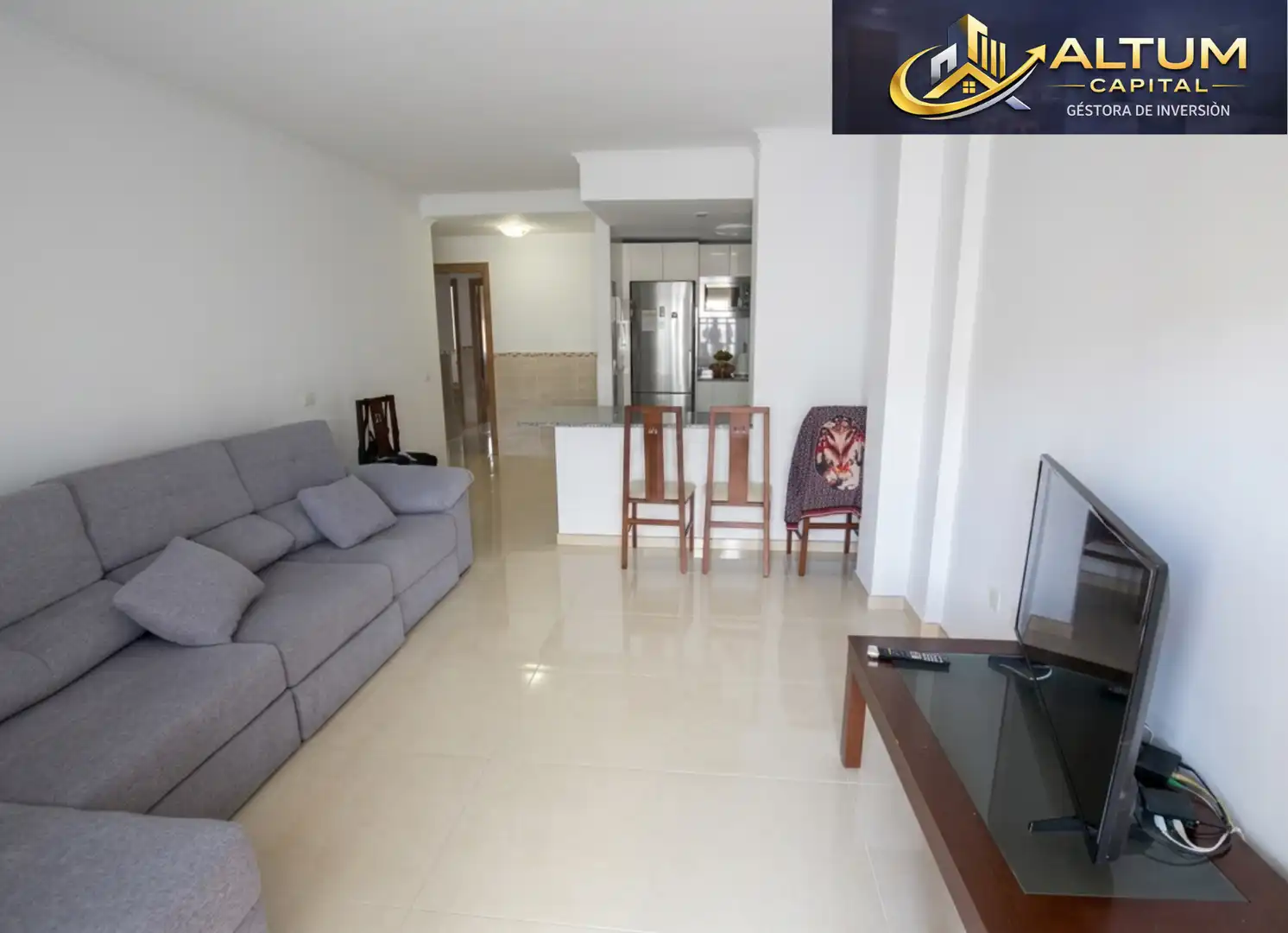 Piso con terraza en venta en Calle Bambú