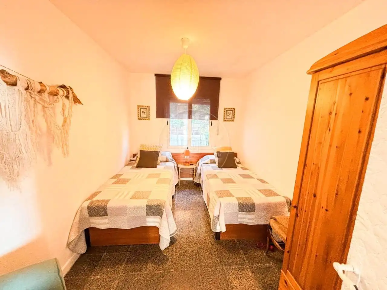 Schlafzimmer von Haus oder Chalet zum Verkauf in Lloret de Mar mit Heizung, Privatgarten und Abstellraum