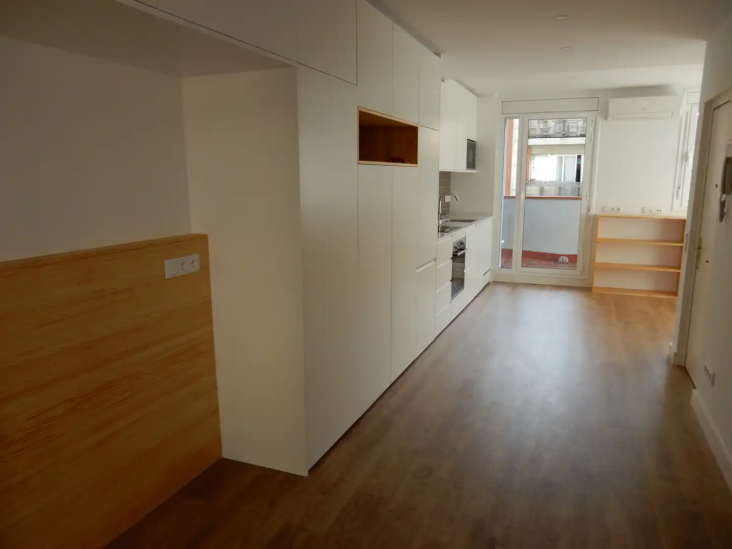 Cuina de Estudi de lloguer en Barcelona amb Aire condicionat, Calefacció i Parquet