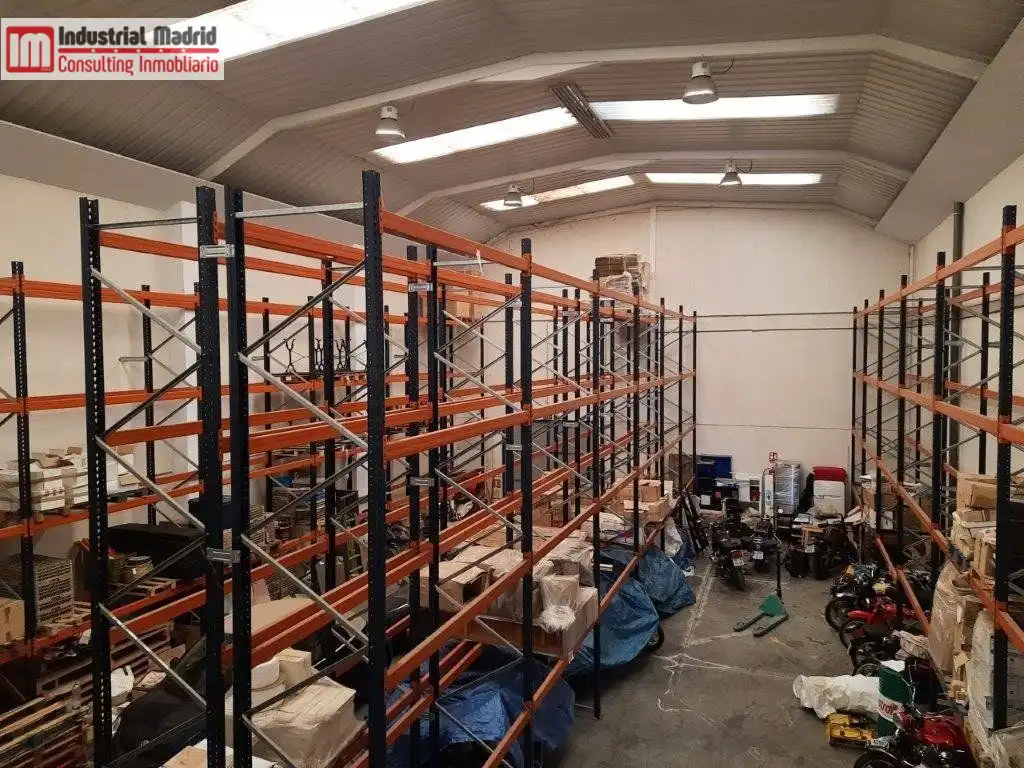 Nau industrial en venda a Loeches, imagen 2