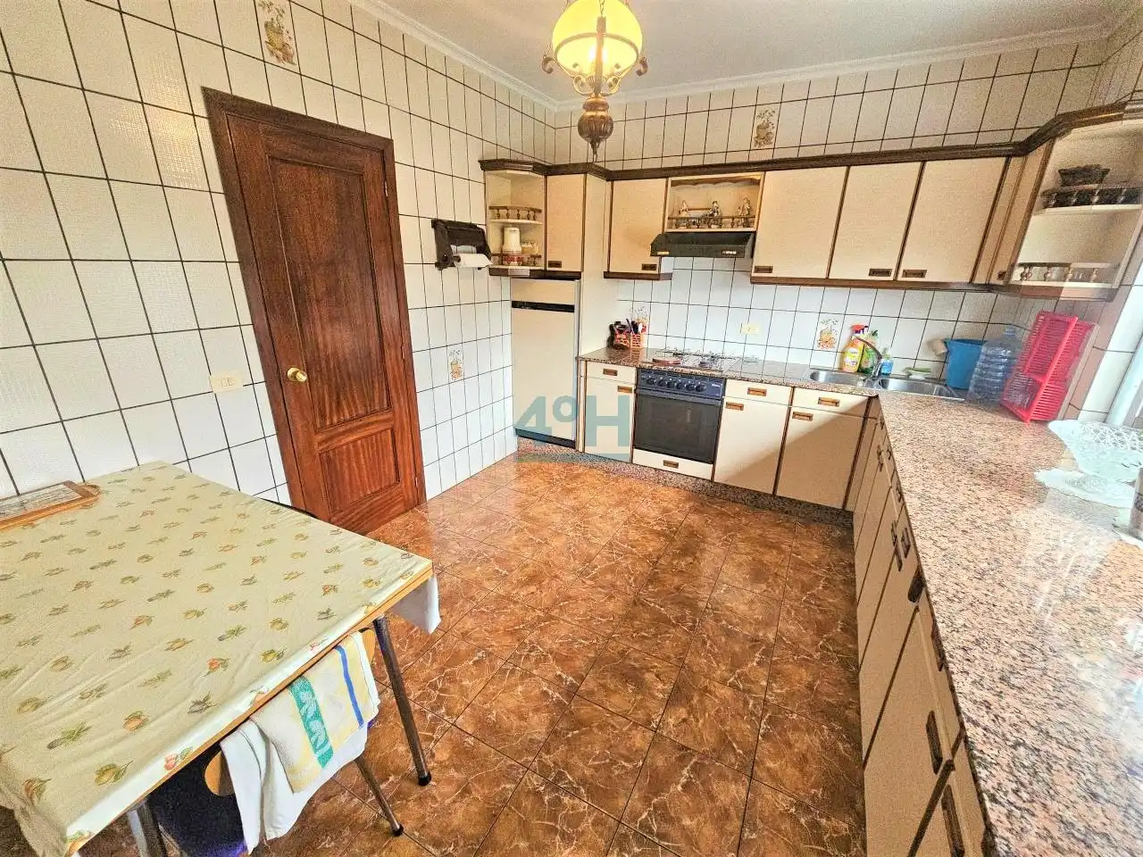 Cuina de Casa o xalet en venda en Maside amb Jardí privat i Balcó
