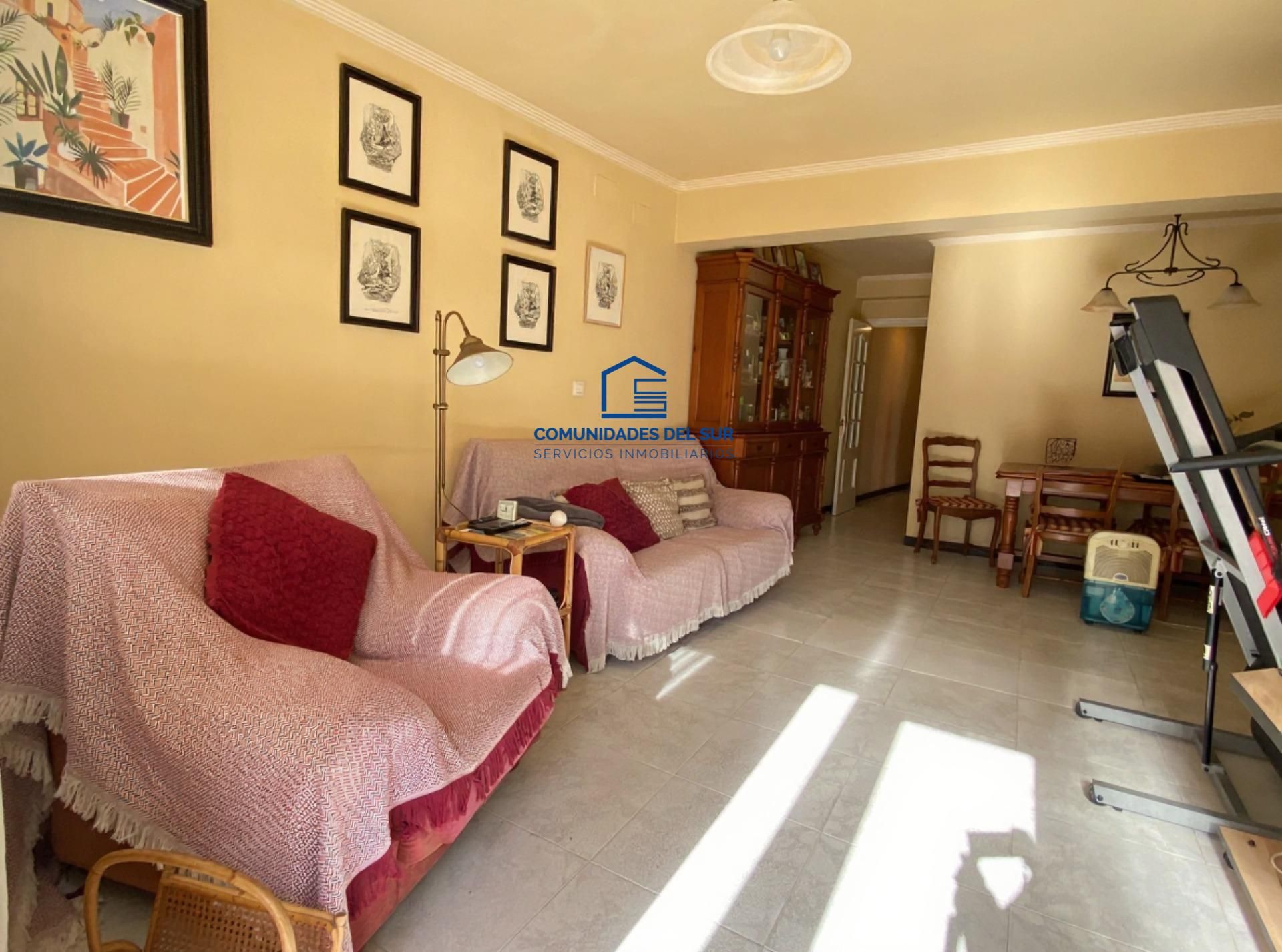 Vista exterior de Piso en venta en  Cádiz Capital con Balcón