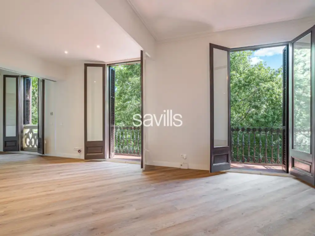 Dormitori de Apartament en venda en Barcelona amb Aire condicionat, Calefacció i Forn