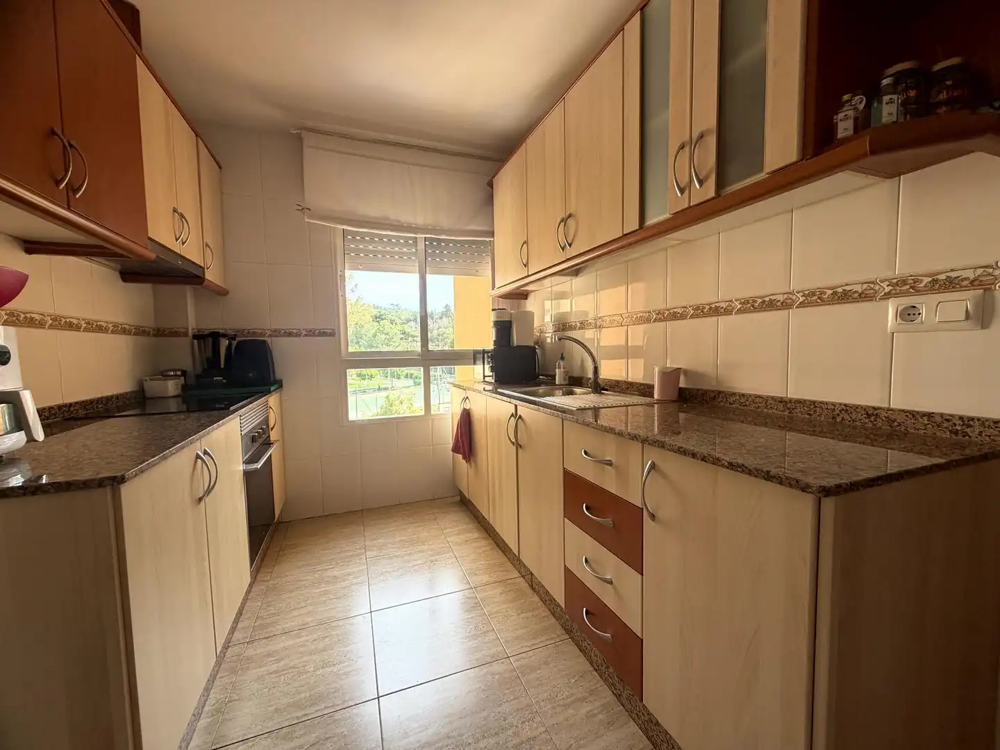Cuina de Apartament de lloguer en Cartagena amb Aire condicionat i Balcó