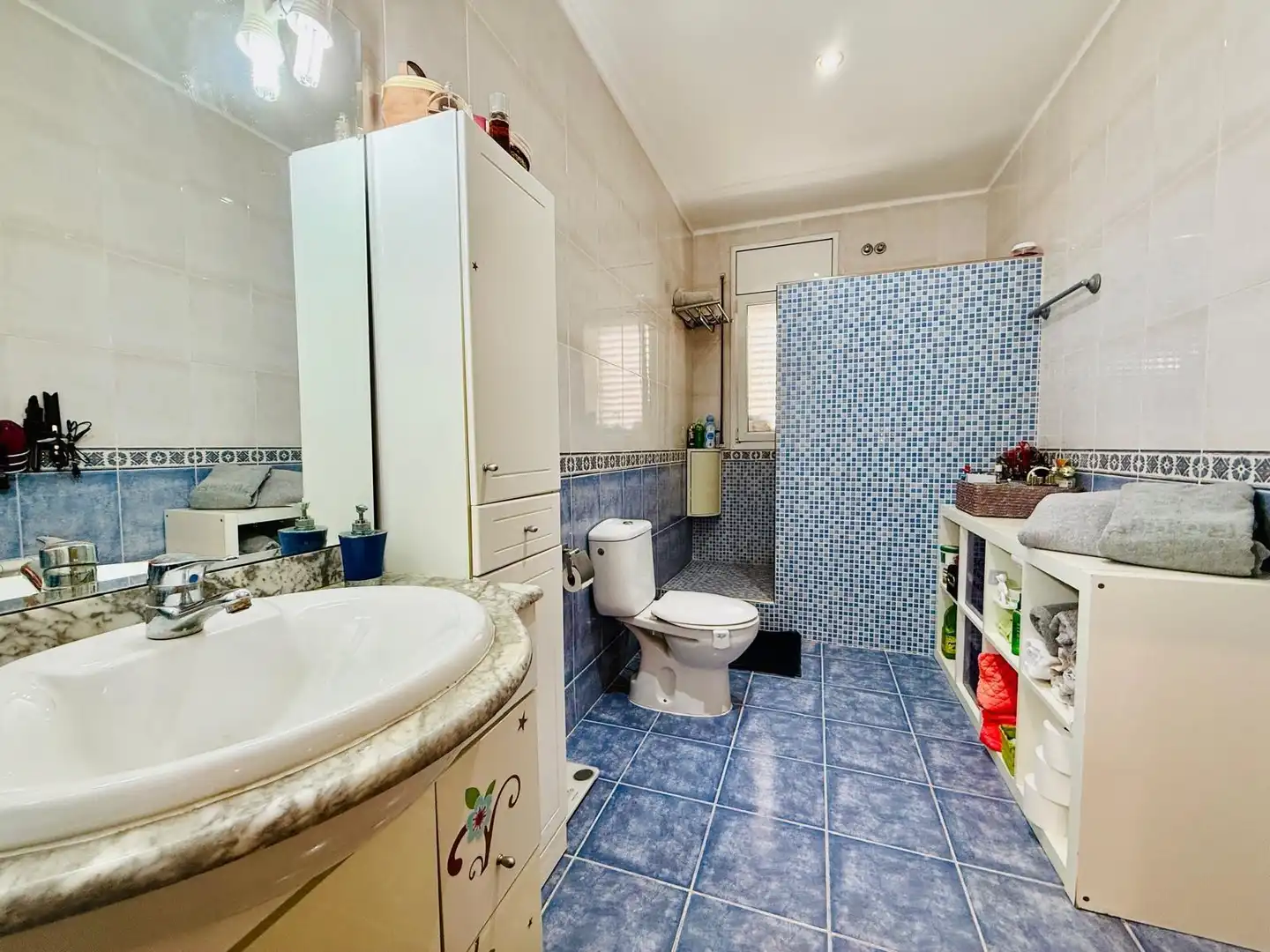 Bathroom of Houses for sale in El Vendrell  with Air Conditioner, Heating and Terrace