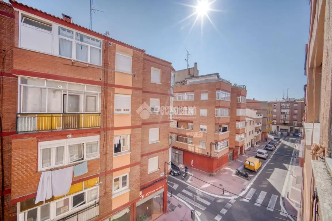 Vista exterior de Pis en venda en Valladolid