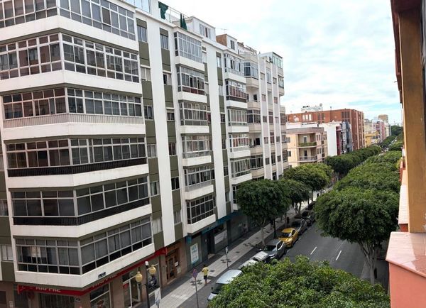Exterior view of Flat for sale in Las Palmas de Gran Canaria