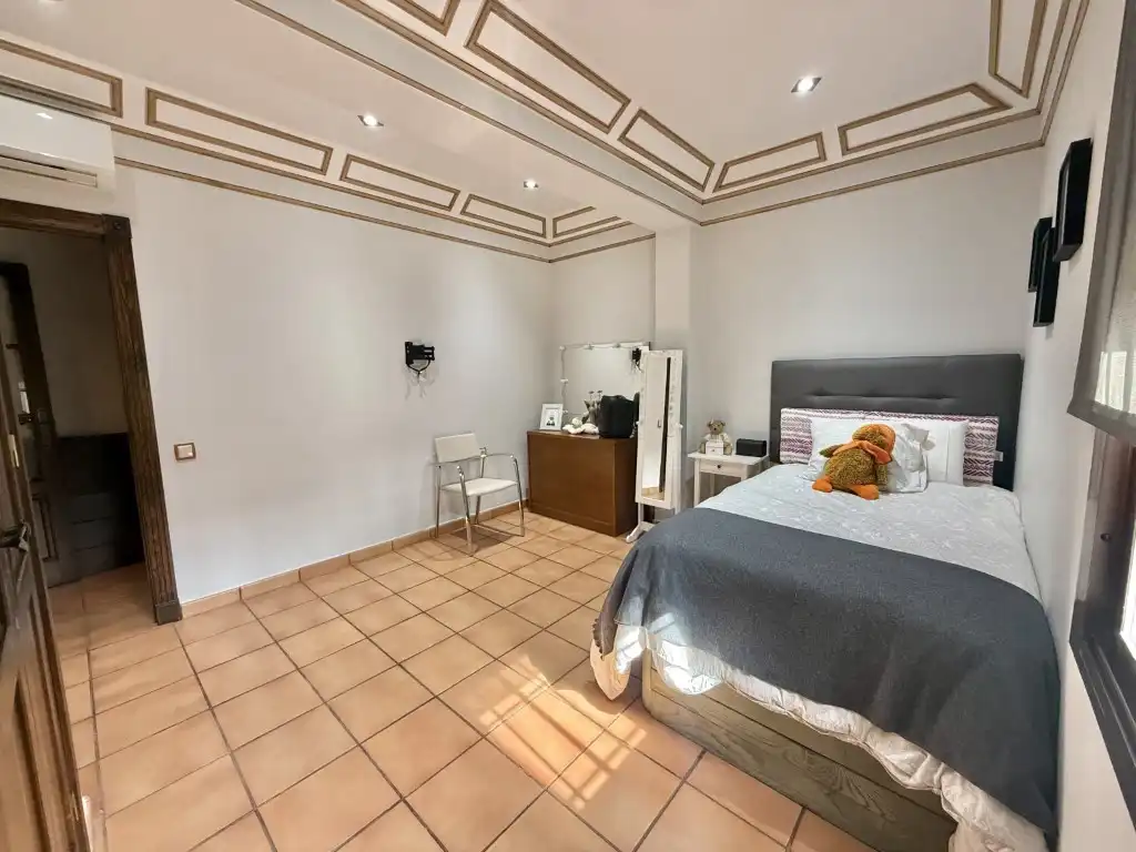 Habitación de Casa o chalet en venta en Carmona con Aire acondicionado y Amueblado