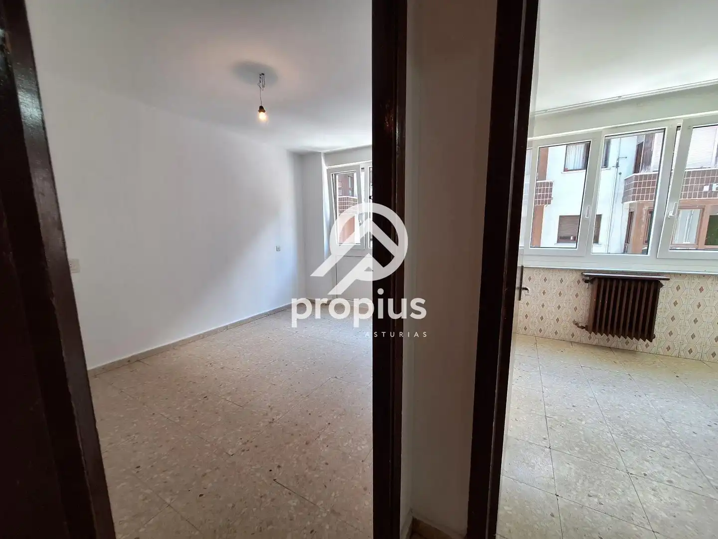 Piso en venta en Severo Ochoa, Parres