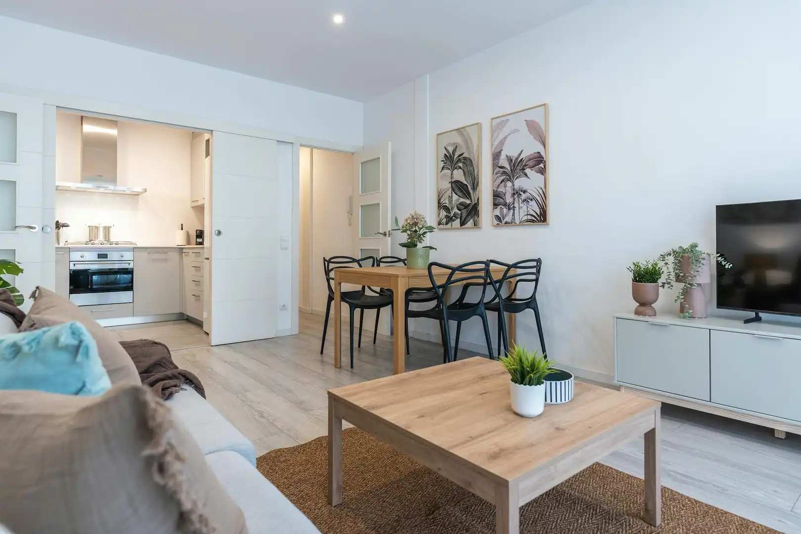 Living room of Flat for rent in Barcelona  with Air Conditioner, Heating and Furnished
