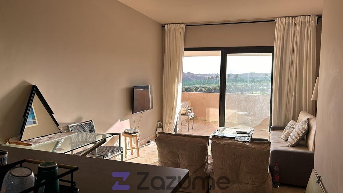 Attic for rent in Ronda del Mulhacén, Golf Valle Este