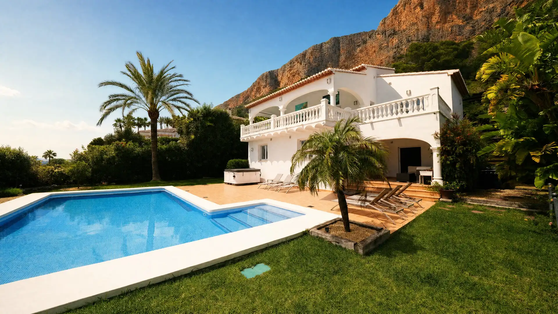 Exterior view of Country homes for sale in Montgó - Ermita