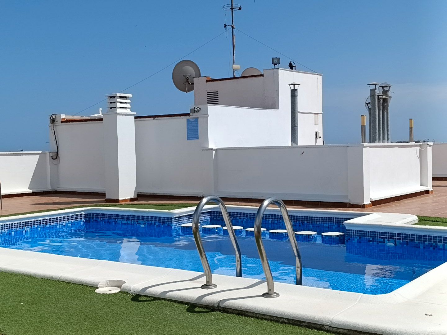 Swimming pool of Flat for sale in Moncofa  with Terrace, Oven and Community pool
