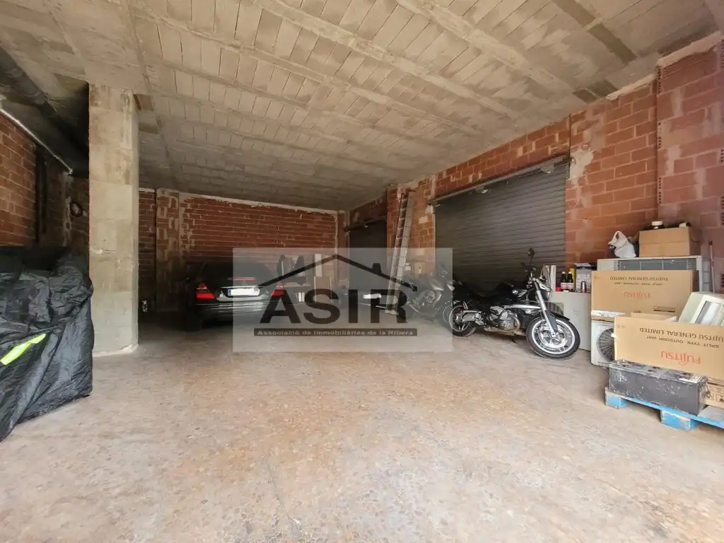 Local comercial en venda a Casc Urbà, imagen 2
