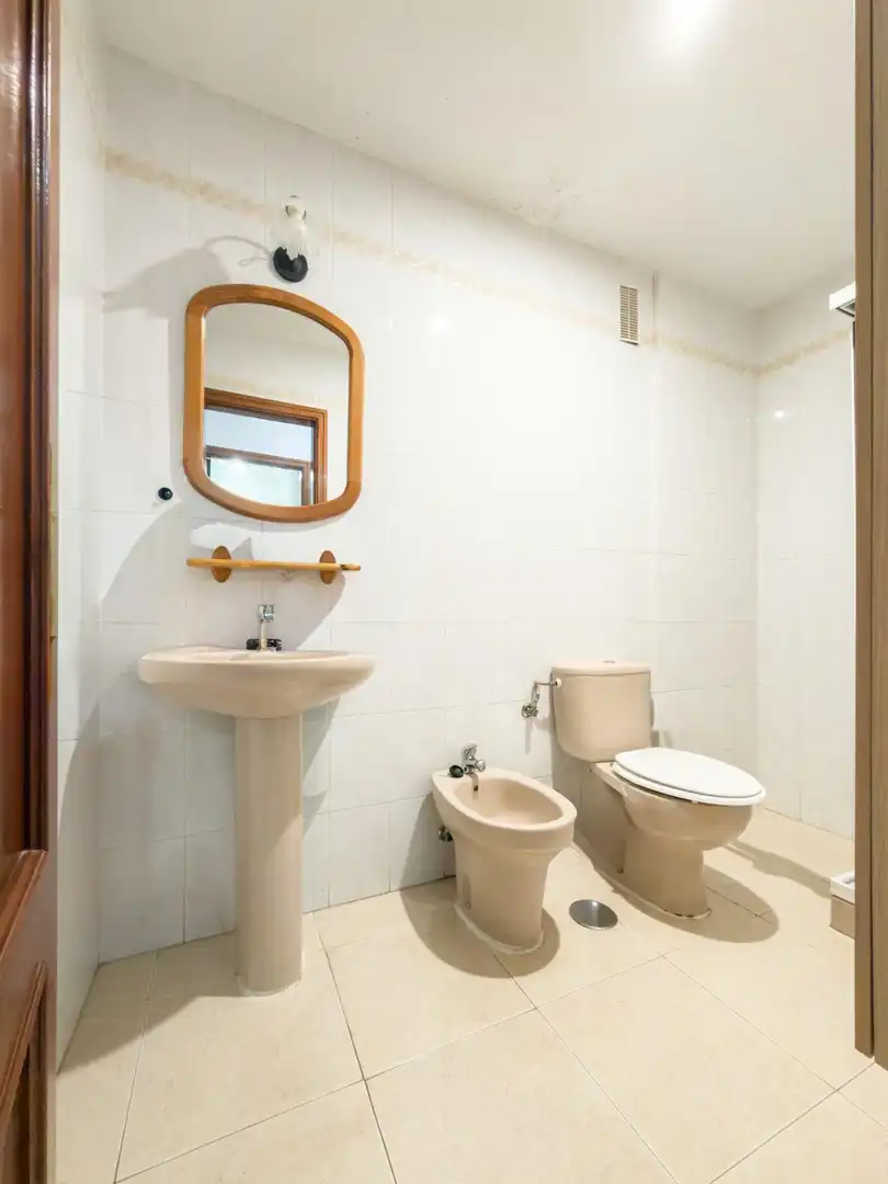 Badezimmer von Erdgeschoss zum Verkauf in San Cristóbal de la Laguna mit Klimaanlage und Terrasse