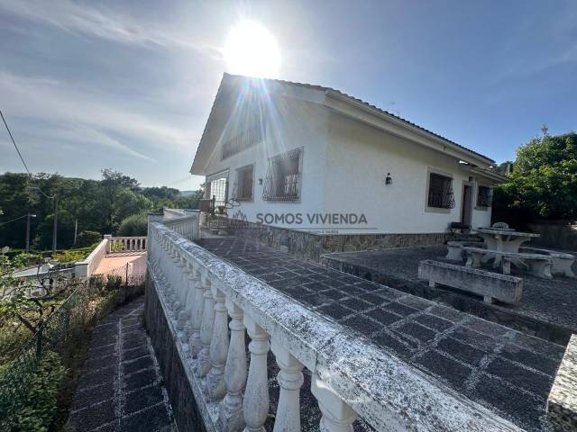 Casa-chalet en Venta en As Lagoas