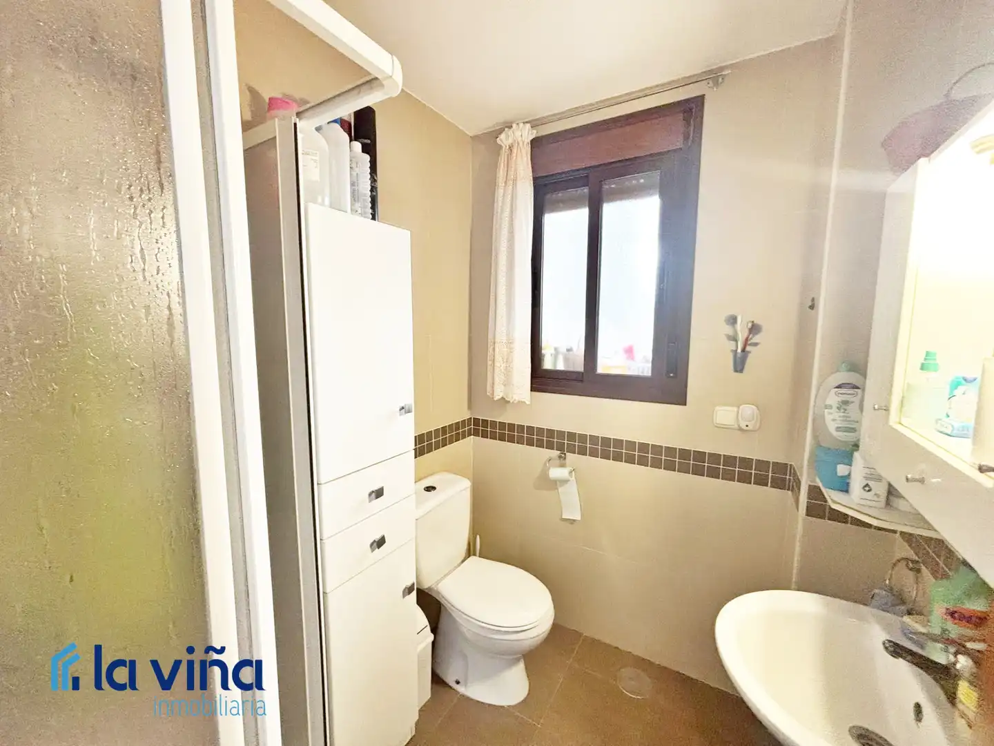 Baño de Piso en venta en Benamejí con Aire acondicionado