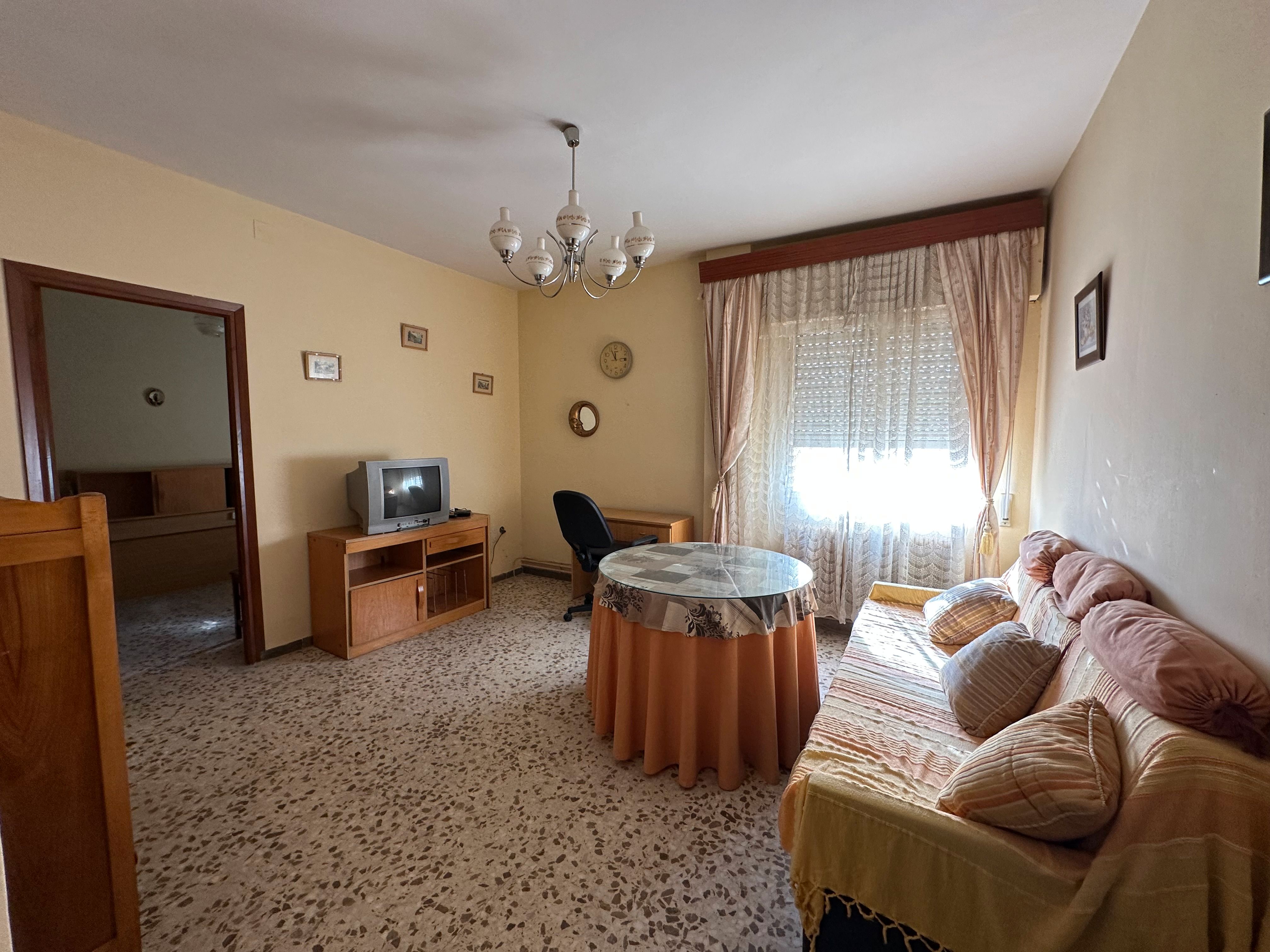 Living room of Flat for sale in Úbeda  with Heating