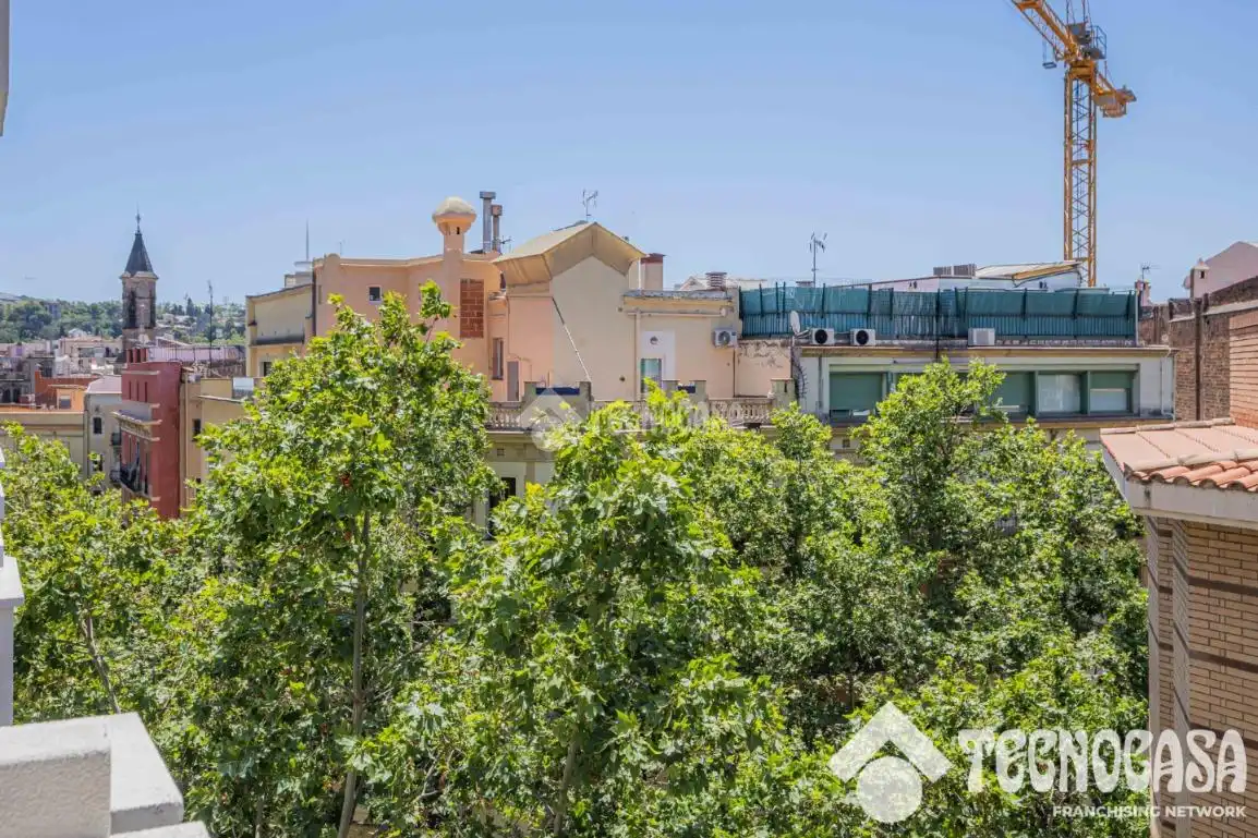 Piso en venta en Carrer del Consell de Cent, Hostafrancs