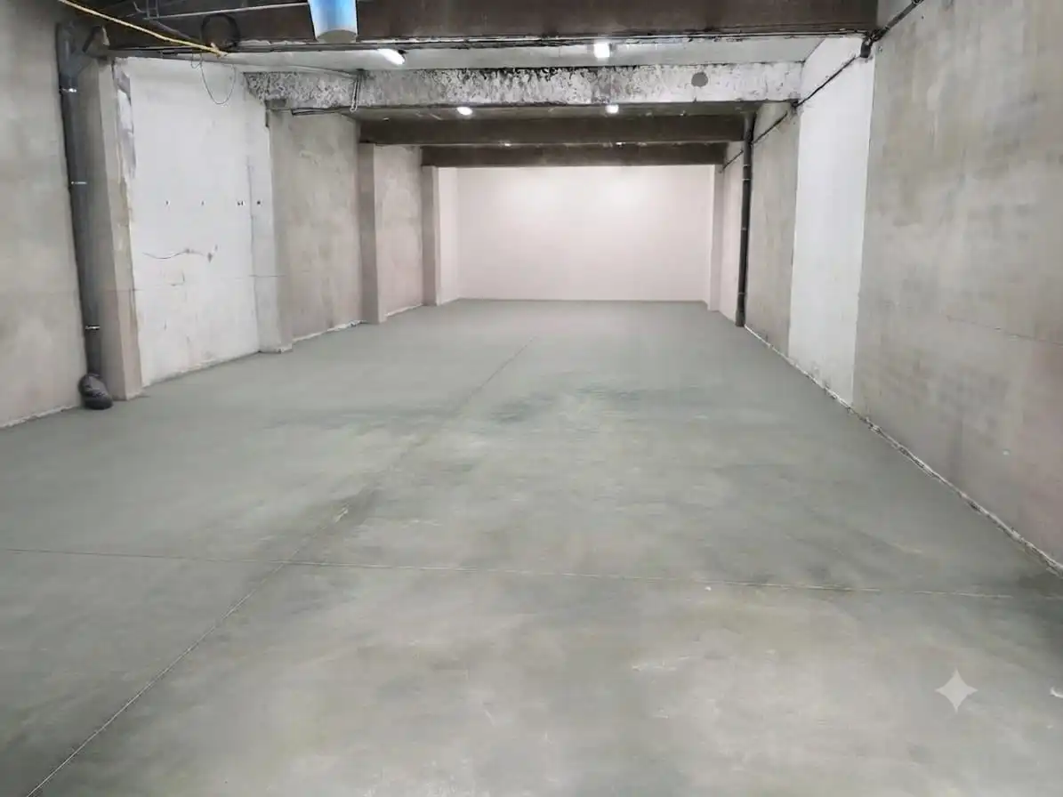 Local comercial en venta en Mercat, imagen 2