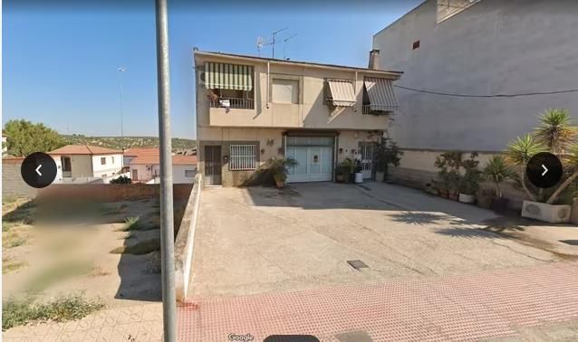 Vista exterior de Dúplex en venda en Mengíbar