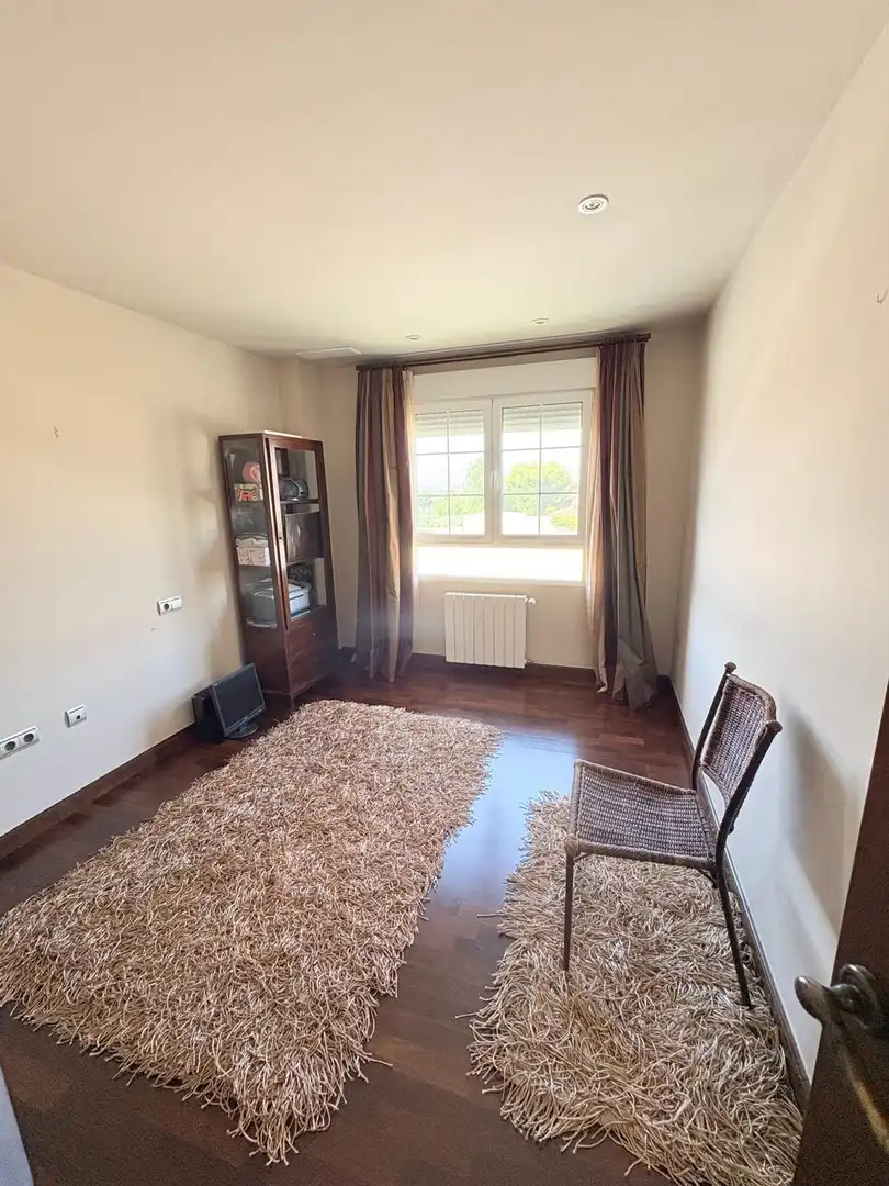 Dormitori de Casa o xalet en venda en Petrer amb Aire condicionat, Calefacció i Jardí privat