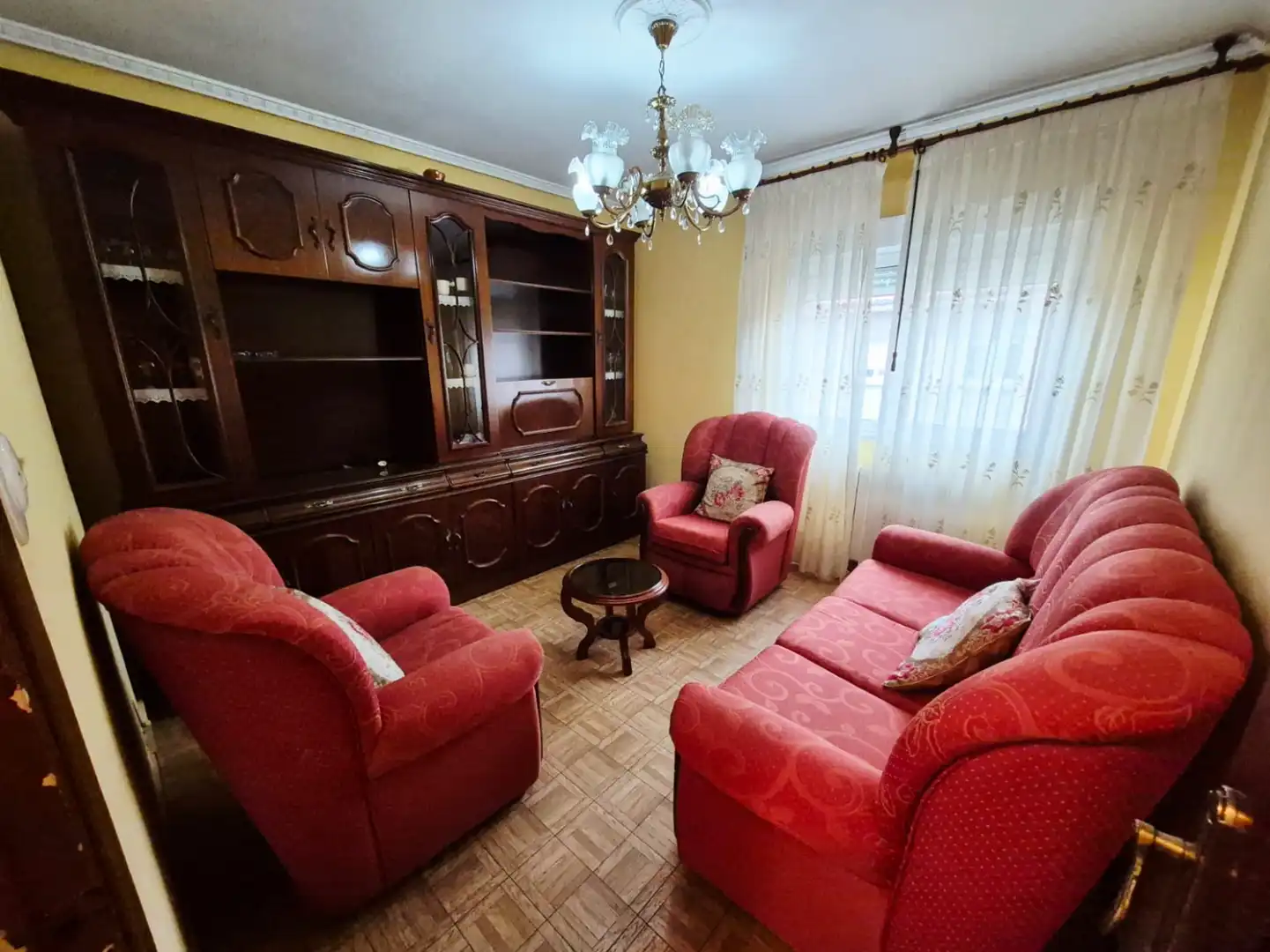 Sala de estar de Piso en venta en Corvera de Asturias con Calefacción
