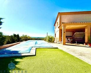 Swimming pool of House or chalet for sale in  Toledo Capital  with Heating, Private garden and Terrace