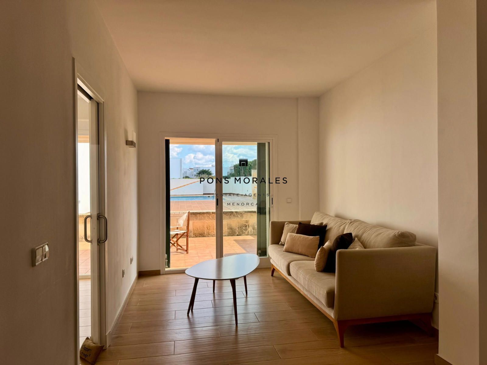 Living room of Flat for sale in Ciutadella de Menorca  with Air Conditioner, Heating and Terrace
