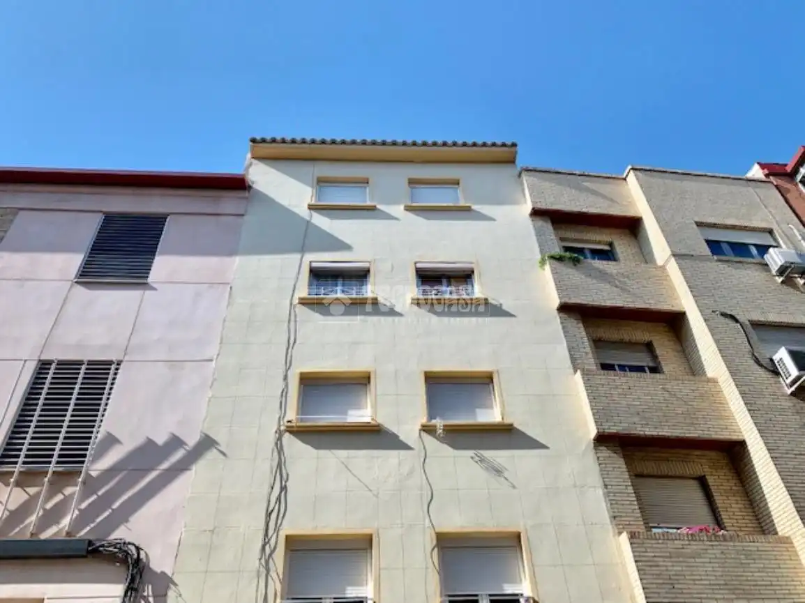 Vista exterior de Piso en venta en Zaragoza con Aire acondicionado y Calefacción